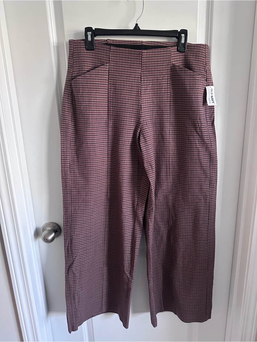 Old Navy Women’s Wide-Leg Pants in Houndstooth